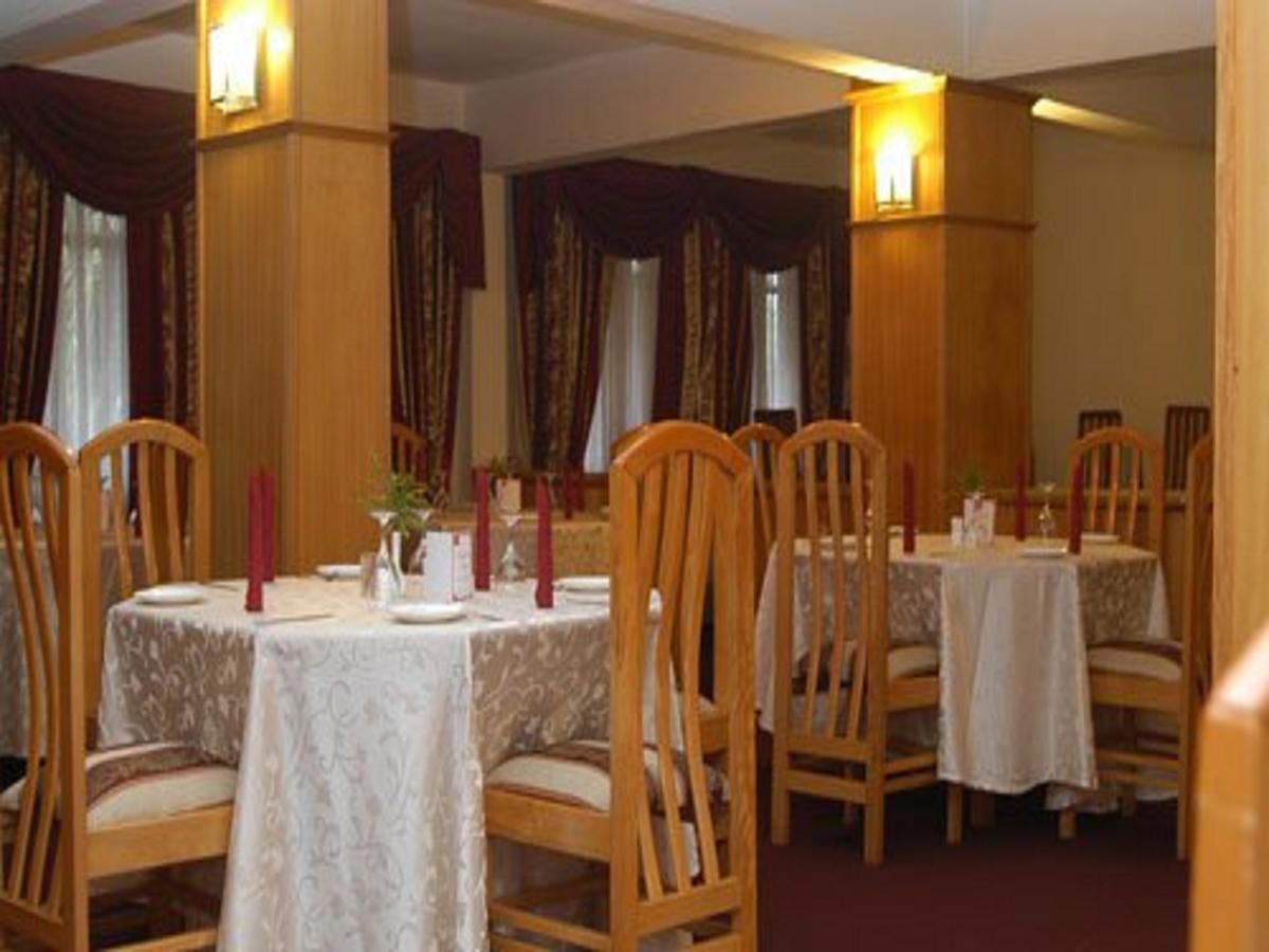 Golden Gate Hotel 쿠마시 외부 사진